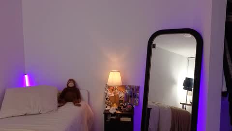 Snapshot of connie_varela chatting on May 12, 2026, 12:52 am new account online show from May 12, 2026, 12:52 am