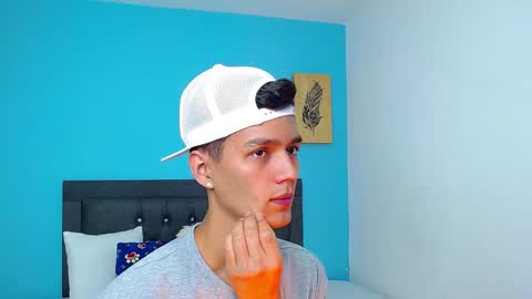 Snapshot of connor_garrett chatting on January 17, 2025, 8:33 pm Connor online show from January 17, 2025, 8:33 pm