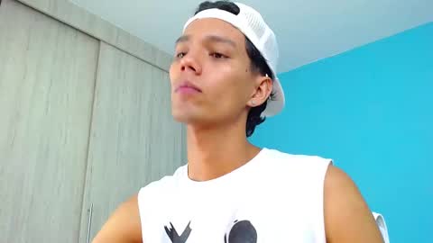 Snapshot of connor_garrett chatting on October 3, 2025, 4:09 am Connor online show from October 3, 2025, 4:09 am