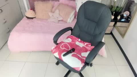 Conny online show from January 14, 2026, 1:39 pm