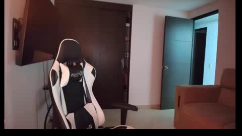 Snapshot of conradgrayson78 chatting on November 12, 2025, 11:36 pm conradgrayson78 leonandresough online show from November 12, 2025, 11:36 pm