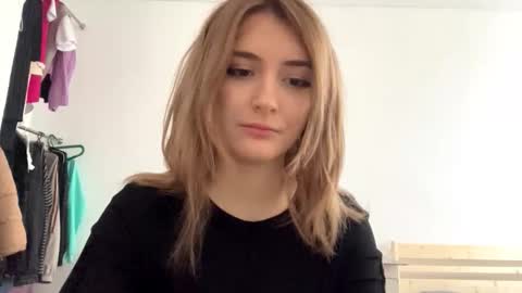 Amelia online show from February 22, 2026, 12:15 pm