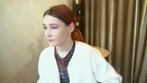 consuelaawkward online show from November 7, 2025, 2:33 am