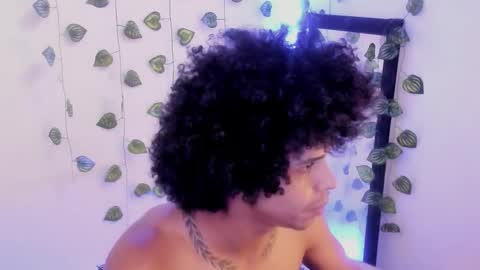 Aaron  online show from October 17, 2025, 1:35 pm