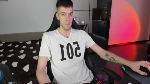 Snapshot of cookies_boys chatting on March 8, 2025, 8:57 pm cookies_boys online show from March 8, 2025, 8:57 pm