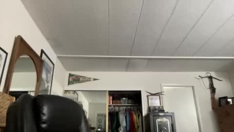 cookoosnest online show from November 23, 2025, 5:18 am