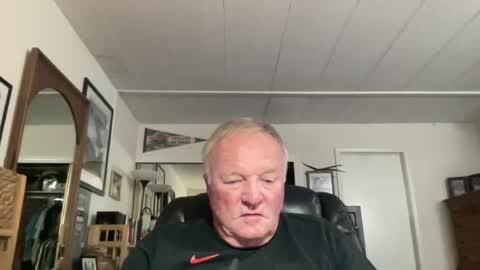 Snapshot of cookoosnest chatting on July 20, 2026, 4:49 am cookoosnest online show from July 20, 2026, 4:49 am
