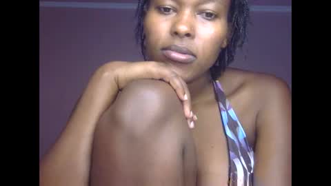 cool_berry online show from October 23, 2025, 2:16 pm