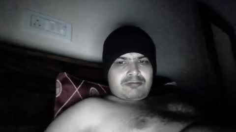 Cool Breeze09 online show from January 25, 2025, 6:13 pm