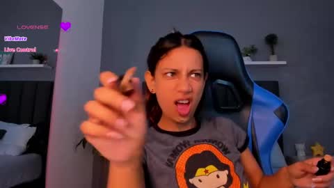 Snapshot of cora22_ chatting on October 30, 2025, 12:50 pm CORA online show from October 30, 2025, 12:50 pm