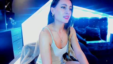 Coral  online show from February 10, 2025, 6:24 pm