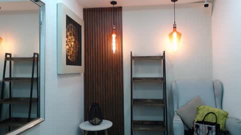 Coral online show from November 18, 2025, 11:03 am