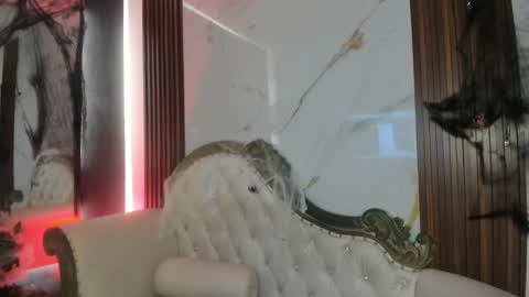 Snapshot of coraliebronson chatting on October 24, 2025, 4:20 am Coralie Bronson online show from October 24, 2025, 4:20 am