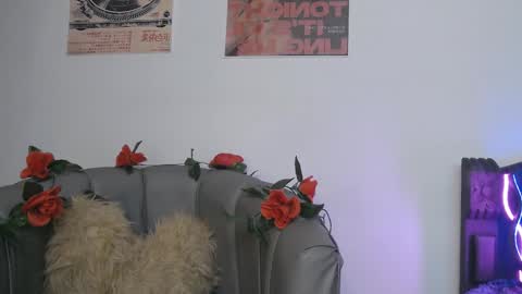 Snapshot of coraliebronson chatting on February 14, 2026, 5:43 pm Coralie Bronson online show from February 14, 2026, 5:43 pm