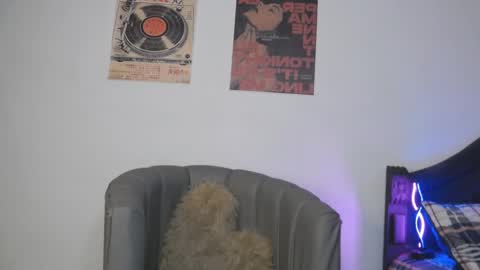 Snapshot of coraliebronson chatting on February 24, 2026, 7:12 pm Coralie Bronson online show from February 24, 2026, 7:12 pm