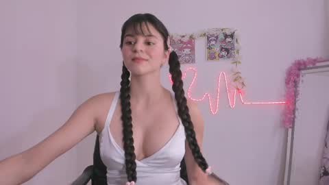 Coraline uwu     Bienvenidos al dulce mundo de Coraline    Hola amores soy Coraline  Una chica  tierna juguetona online show from April 26, 2026, 6:16 pm