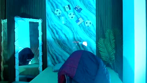 corall_tay1 online show from June 21, 2026, 11:46 am