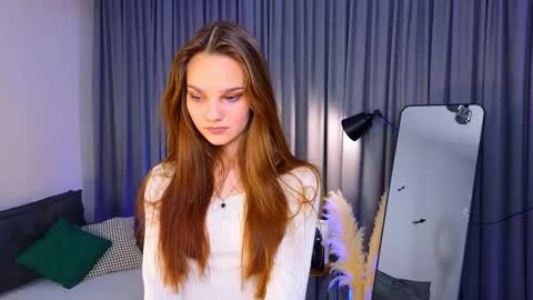 Snapshot of corazonmalinky chatting on November 12, 2025, 3:45 pm Lia online show from November 12, 2025, 3:45 pm