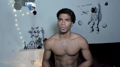 CoreyGlover online show from November 5, 2025, 8:03 am