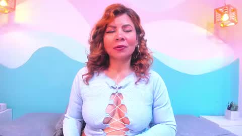 Snapshot of corina_taylor12 chatting on July 14, 2026, 12:33 pm corina_taylor12 online show from July 14, 2026, 12:33 pm