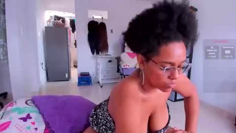 Snapshot of corinastonee chatting on February 7, 2026, 2:43 pm corina online show from February 7, 2026, 2:43 pm