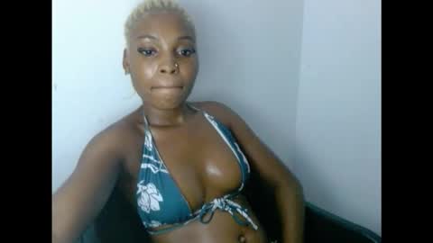 Snapshot of cornxcunt chatting on October 28, 2025, 3:32 am cornxcunt online show from October 28, 2025, 3:32 am