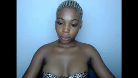 Snapshot of cornxcunt chatting on November 16, 2025, 4:12 pm cornxcunt online show from November 16, 2025, 4:12 pm