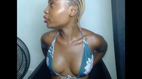 Snapshot of cornxcunt chatting on November 24, 2025, 3:17 am cornxcunt online show from November 24, 2025, 3:17 am