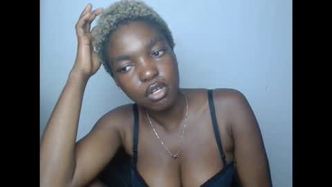 Snapshot of cornxcuntx chatting on November 1, 2025, 7:27 pm cornxcuntx online show from November 1, 2025, 7:27 pm