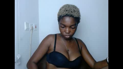 Snapshot of cornxcuntx chatting on November 2, 2025, 7:49 pm cornxcuntx online show from November 2, 2025, 7:49 pm