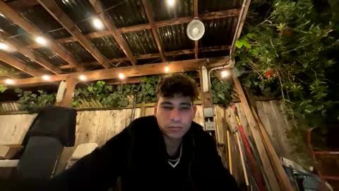 coronelking online show from November 25, 2025, 2:11 am