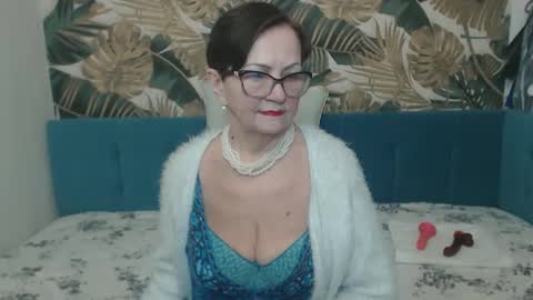 corssika online show from February 14, 2025, 9:10 pm