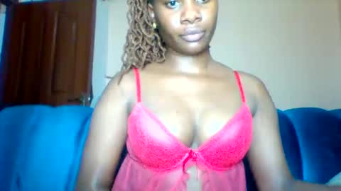 Snapshot of cortezblue chatting on February 6, 2026, 11:19 pm blue online show from February 6, 2026, 11:19 pm