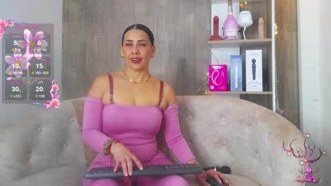 cortney tayler online show from November 15, 2025, 12:56 pm