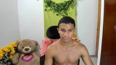 Ethan  online show from February 18, 2025, 2:16 am