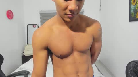 Ethan  online show from March 18, 2026, 11:19 pm