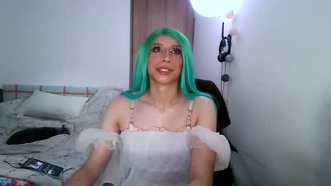 cosmic_crystal online show from August 9, 2026, 9:31 pm