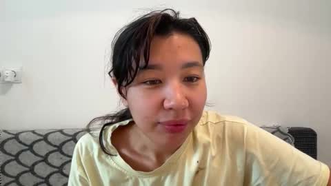 Lina online show from October 2, 2025, 11:28 am