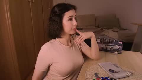 Snapshot of cosmos_baby chatting on June 22, 2026, 7:55 pm Luna online show from June 22, 2026, 7:55 pm