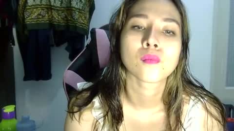 Snapshot of cottoncandygirl9898 chatting on February 25, 2025, 11:33 pm Liz Gwyneth Charlota online show from February 25, 2025, 11:33 pm