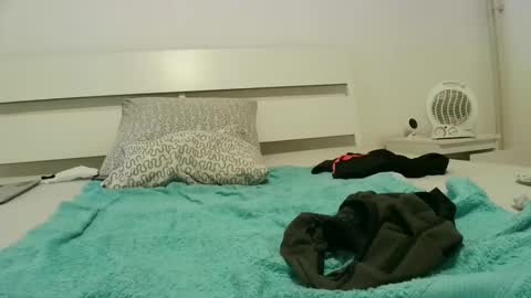 Snapshot of coucou14kl chatting on April 11, 2026, 5:28 pm coucou14kl online show from April 11, 2026, 5:28 pm