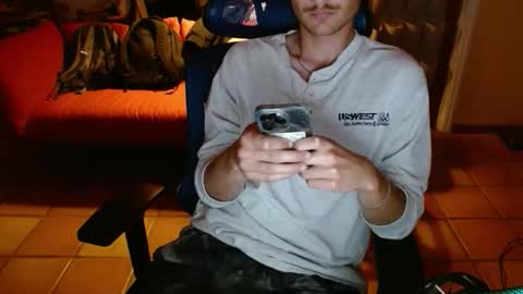 Snapshot of couldbesleeping chatting on October 17, 2025, 5:10 am couldbe online show from October 17, 2025, 5:10 am