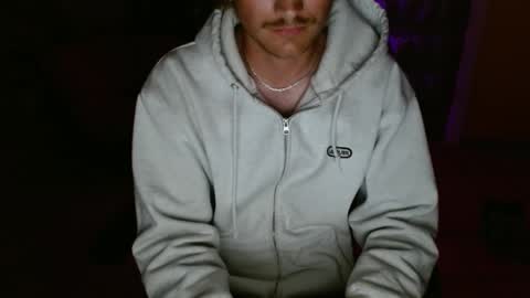 couldbe online show from December 18, 2025, 3:01 am