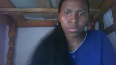 couleur_vanille online show from December 4, 2024, 11:19 am