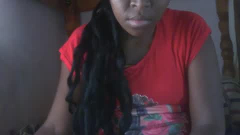 couleur_vanille online show from February 25, 2025, 6:58 am