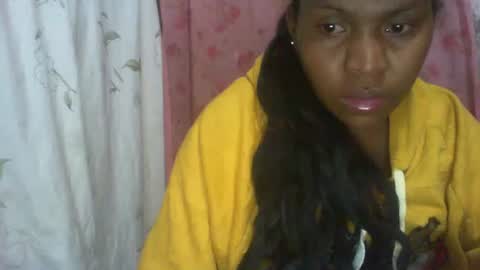 couleur_vanille online show from September 12, 2025, 1:28 am