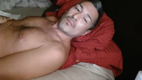 countryjoe2002 online show from December 15, 2025, 6:28 am