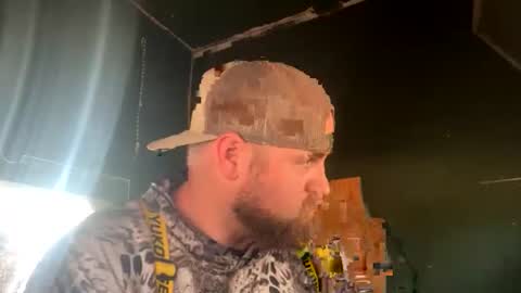 countrystrong35 online show from November 25, 2025, 9:04 pm