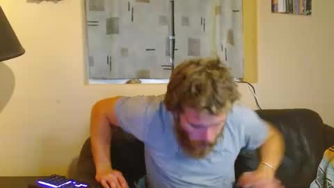 Tony online show from October 19, 2025, 4:57 am