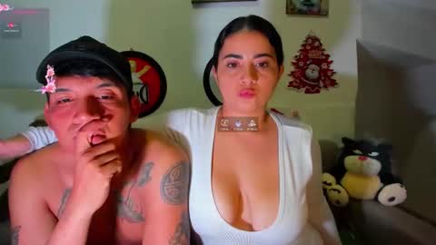 couple_dirtshow online show from November 9, 2025, 3:38 am